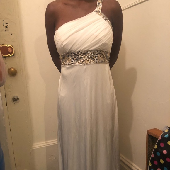 David’s Bridal Brides Maid Dress& Stylish Dress - Picture 5 of 7